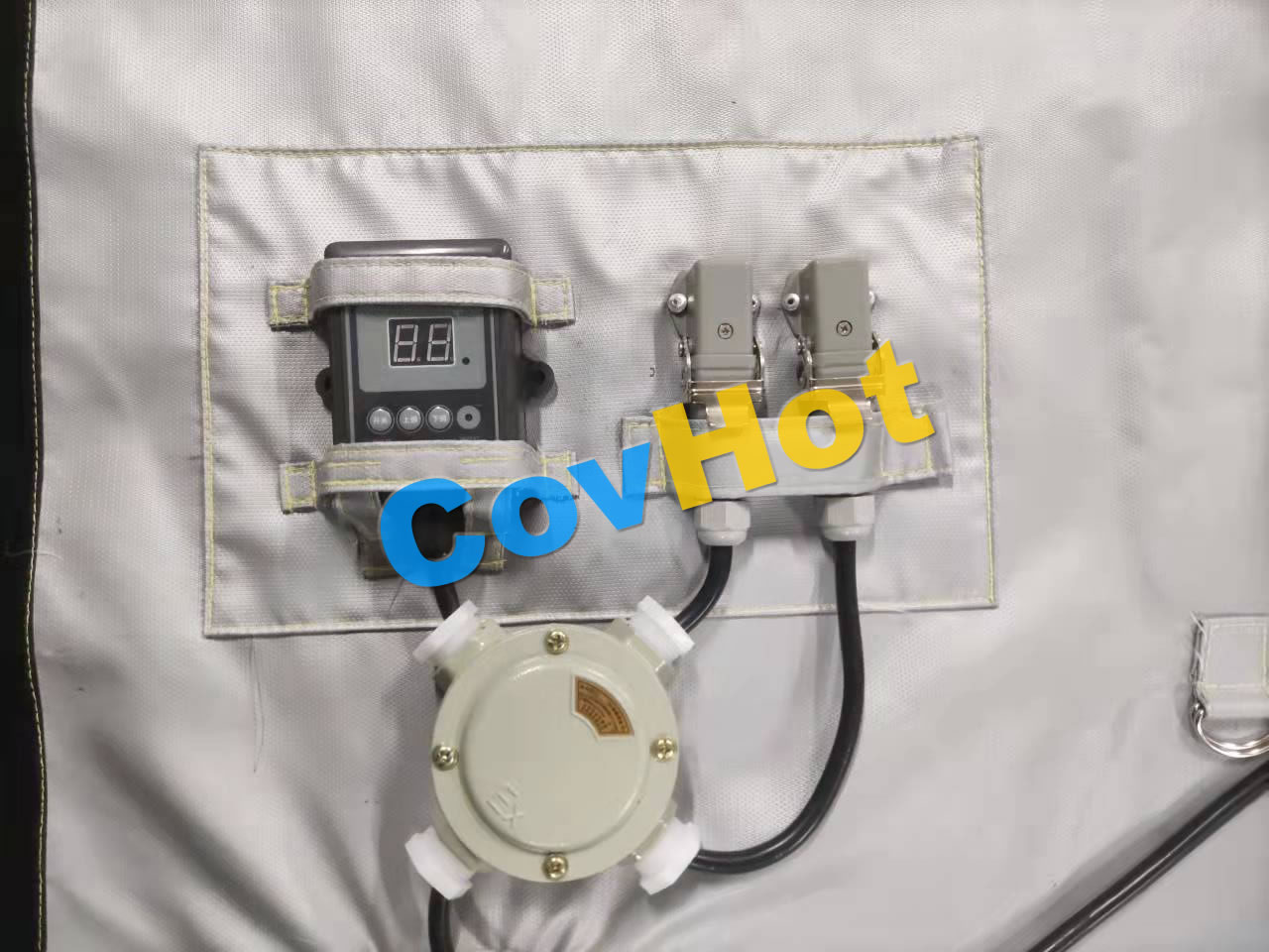 電伴熱<a href=http://www.bq39.cn/e/tags/?tagname=%E4%BF%9D%E6%B8%A9%E5%A5%97 target=_blank class=infotextkey>保溫套</a>